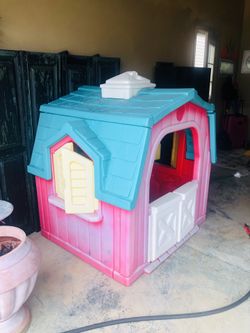 Little tyke Barnhouse