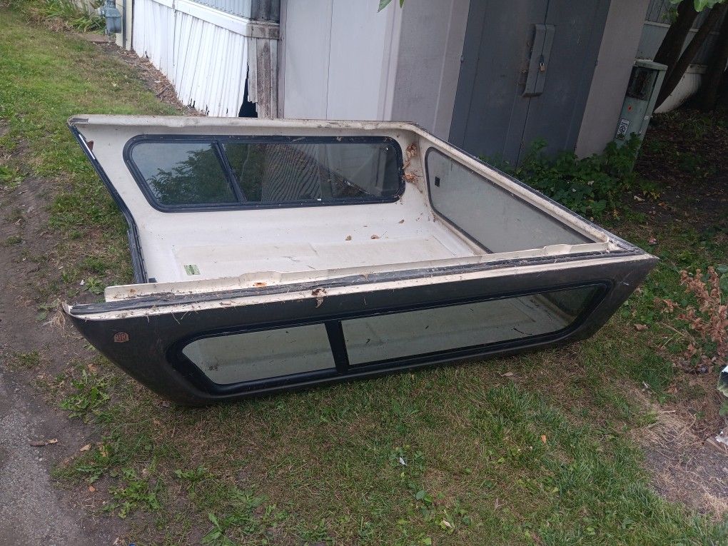 Camper