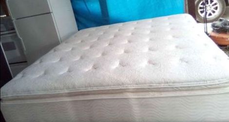 King Size Mattress (Colchon King Size)