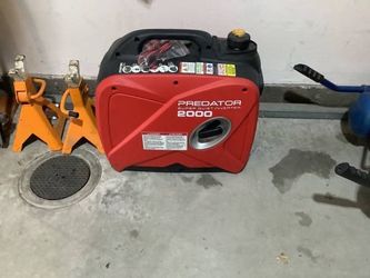 Predator 62523 Super Quiet Inverter Portable Generator