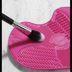 sigma mat hot pink makeup brush cleaner