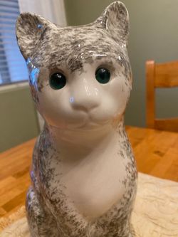 Vintage ELPA Alcobaqa pottery life size Cat from Portugal . Green glass eyes. Signed. 13 inches tall