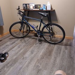 1995 Schwinn Highplains 10 Speed Mountain Bike