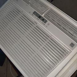 15,000 BTU Air Conditioner 