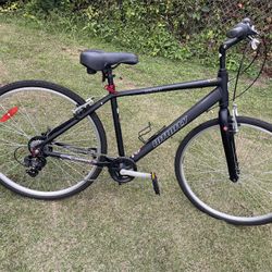 Almost new-Infinity Boss Tow 7 Speed 700c Men's Hybrid Bike Matte Black-light aluminum frame