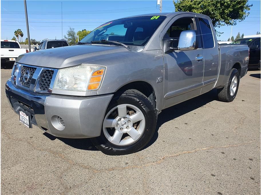 2004 Nissan Titan