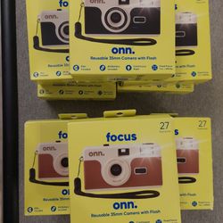 10 Pack- ONN 35MM REUSABLE CAMERA 