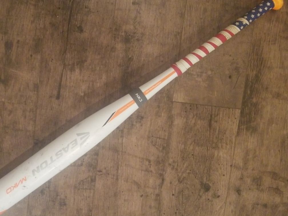Easton Mako 31" Composite