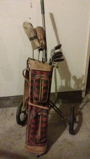 Leeds Vintage Golf Bag With Clubs And Cad For In Sacramento Ca Offerup