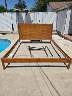 King size bed