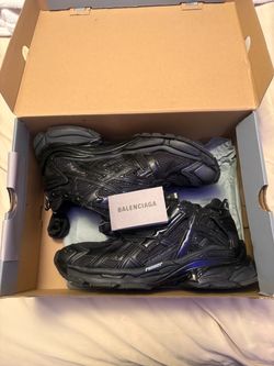 Black balenciaga runners