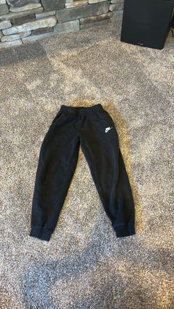 black nike sweat pants kids large