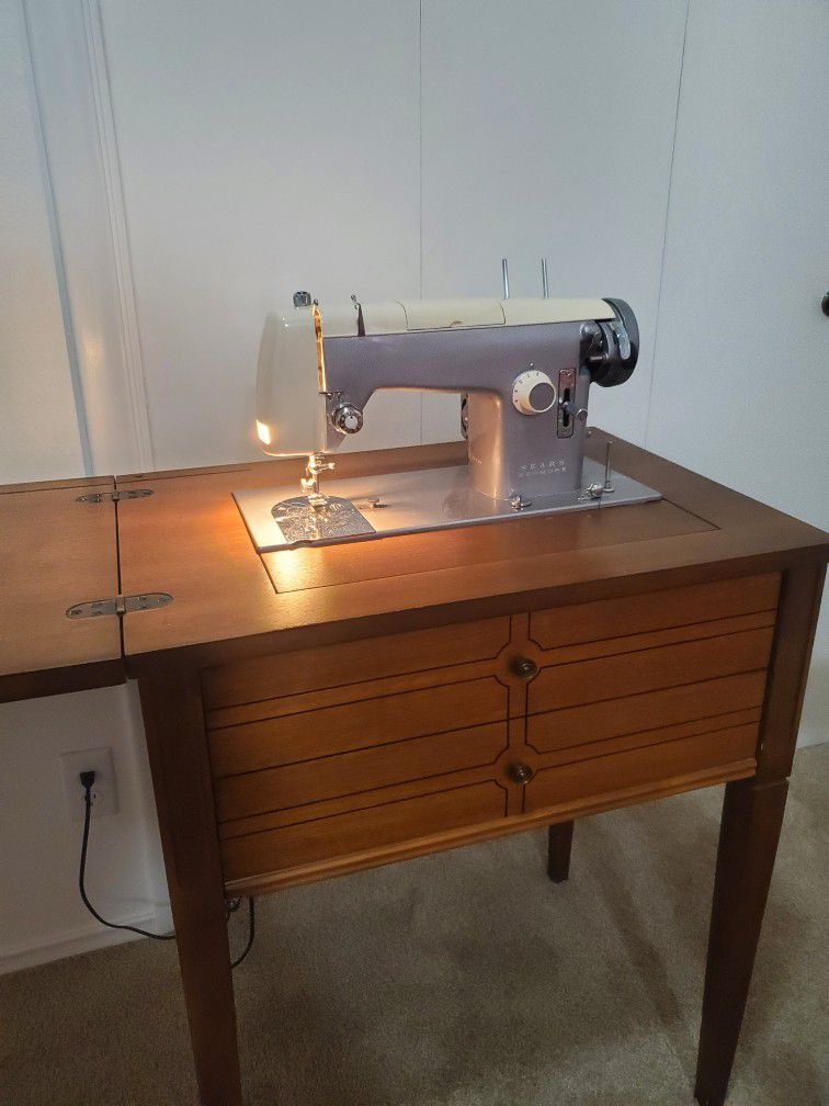 Sears Kenmore Sewing Machine Model 52, Table/Attachments/Box FINAL MARKDOWN!!