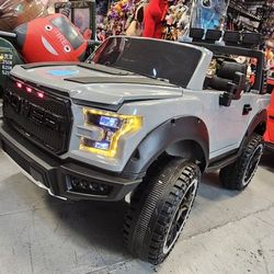 Carros de niños a control remoto 12v 24v 48v $100 up depending on style 
AVAILABLE AT 500 inland center dr san bernardino Next to kevin jewelry 
951 2