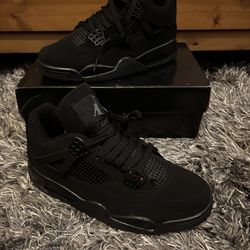 Black Cat 4s Size 8 Men’s Sneakers