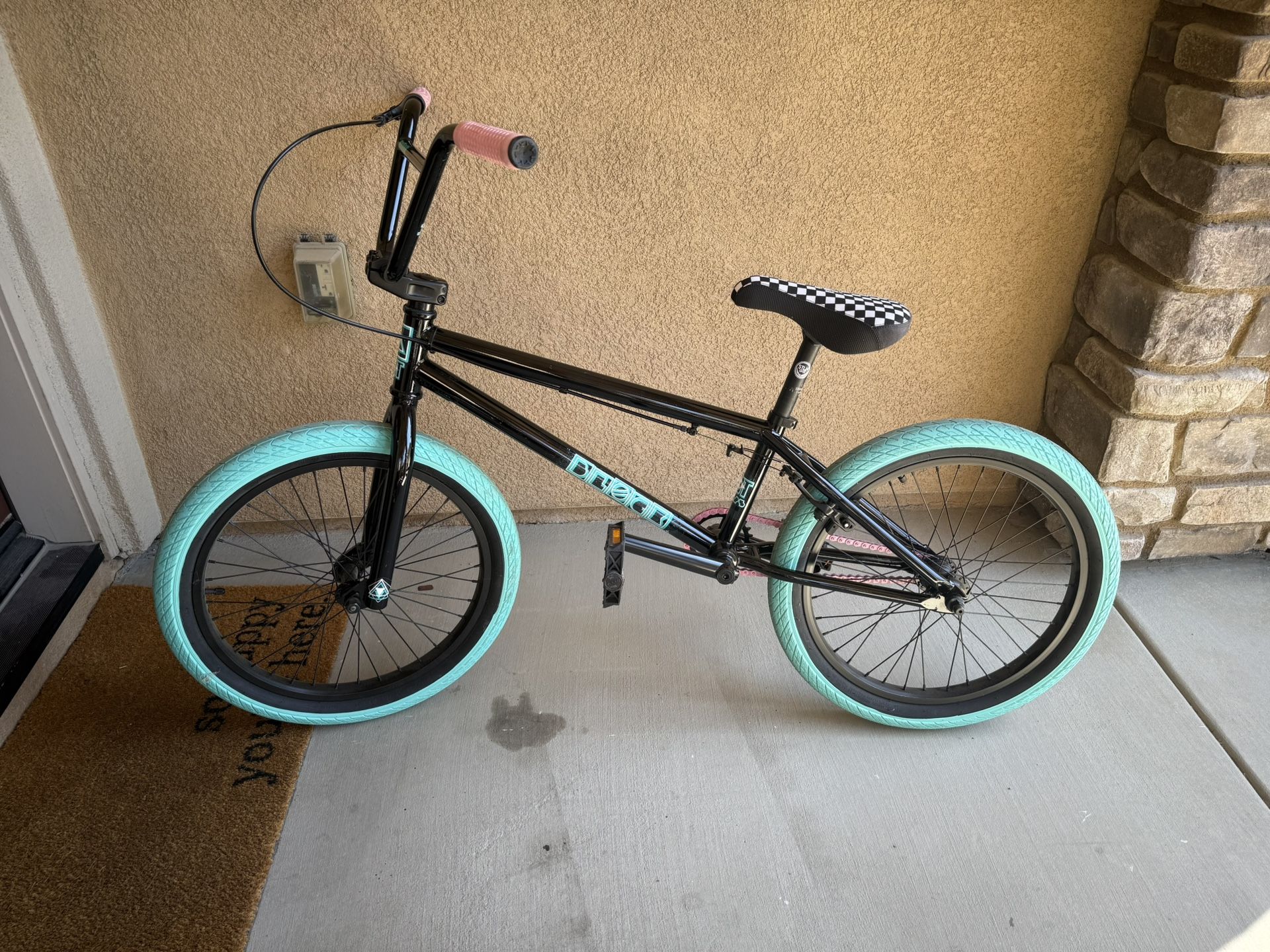 JET 20” BMX BLOCK BMX BIKE Like New Only Used A Few Times