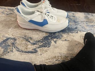 Men’s Nike Shoes Size 13