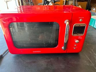 Retro look microwave oven