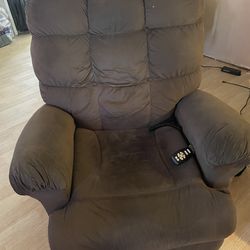 Free lift chair