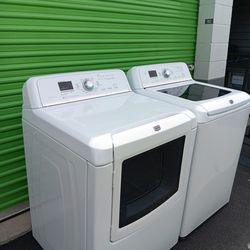 Beautiful Maytag Bravos Washer And Gas Dryer Set With Steam!!!