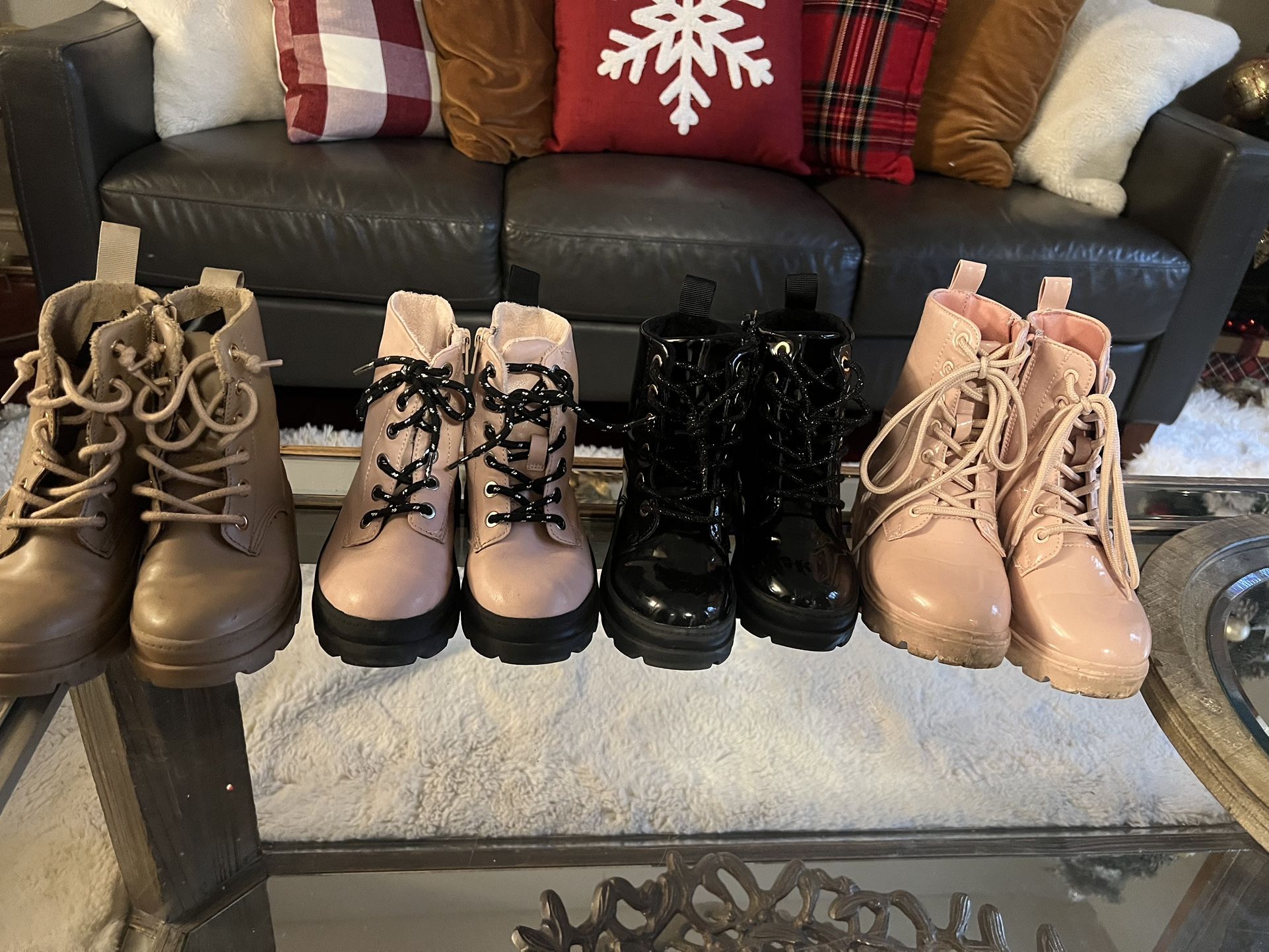 Lots Of Girl Cute Boots Size Toddler 11 Zara Ugg