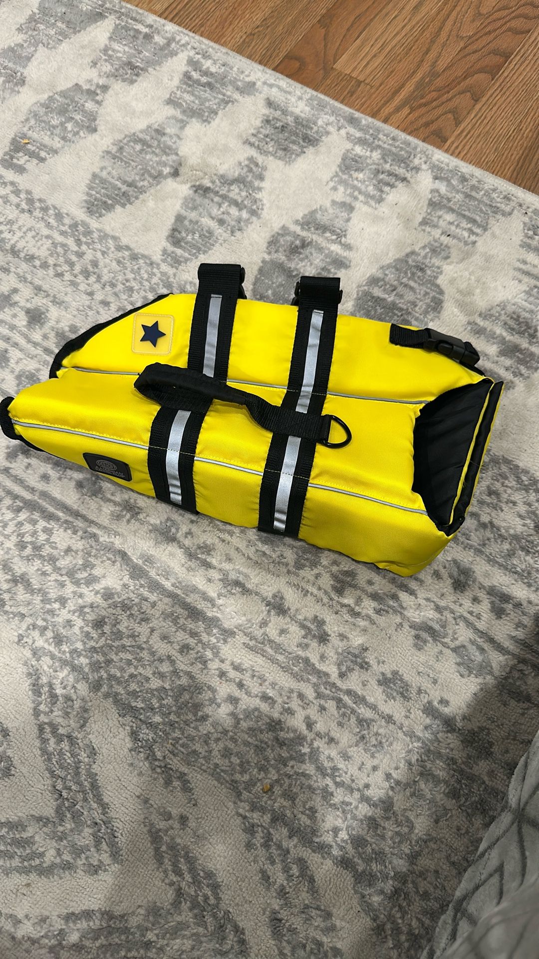 Dog Life Vest. Small.