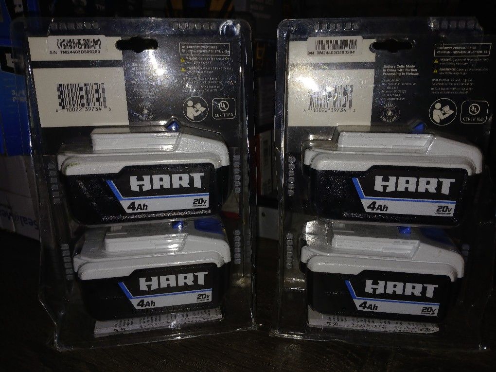 2 Pach 20v 4ah Hart Batteries