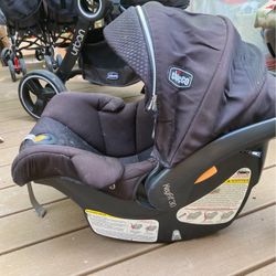 Chicco Baby Car Seat