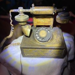 Antique Anolog Phone