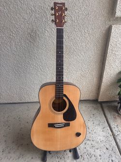Yamaha Guitar