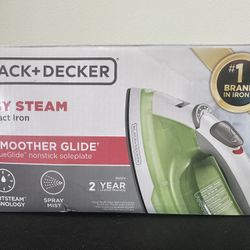 COMPACT IRON GREEN AND WHITE