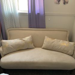 Small Couch/Settee