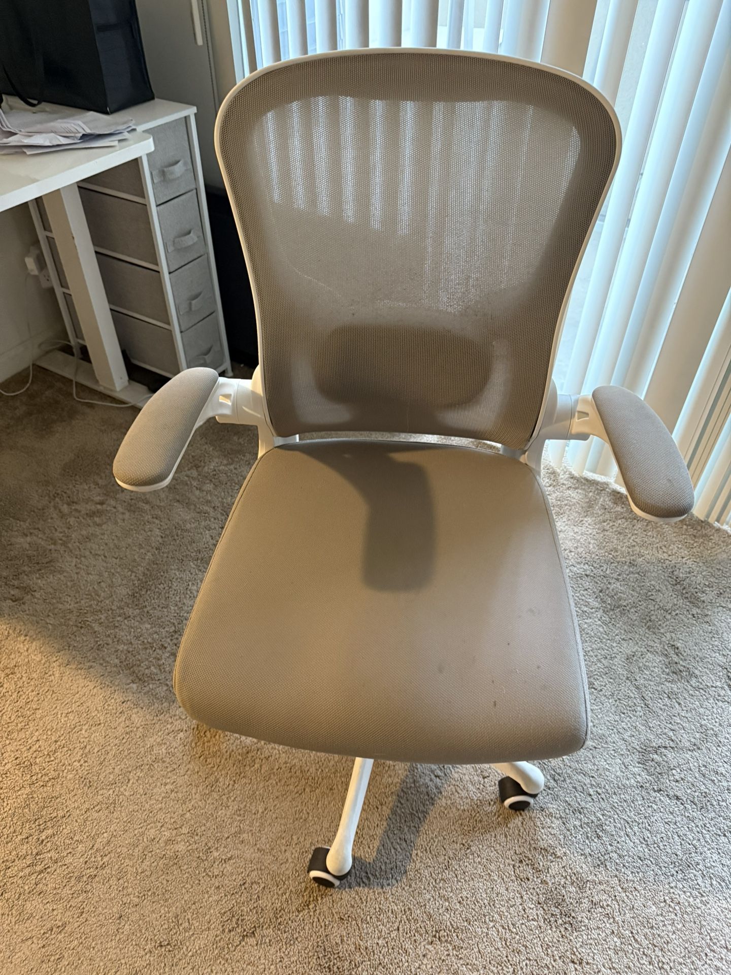 Desk chair