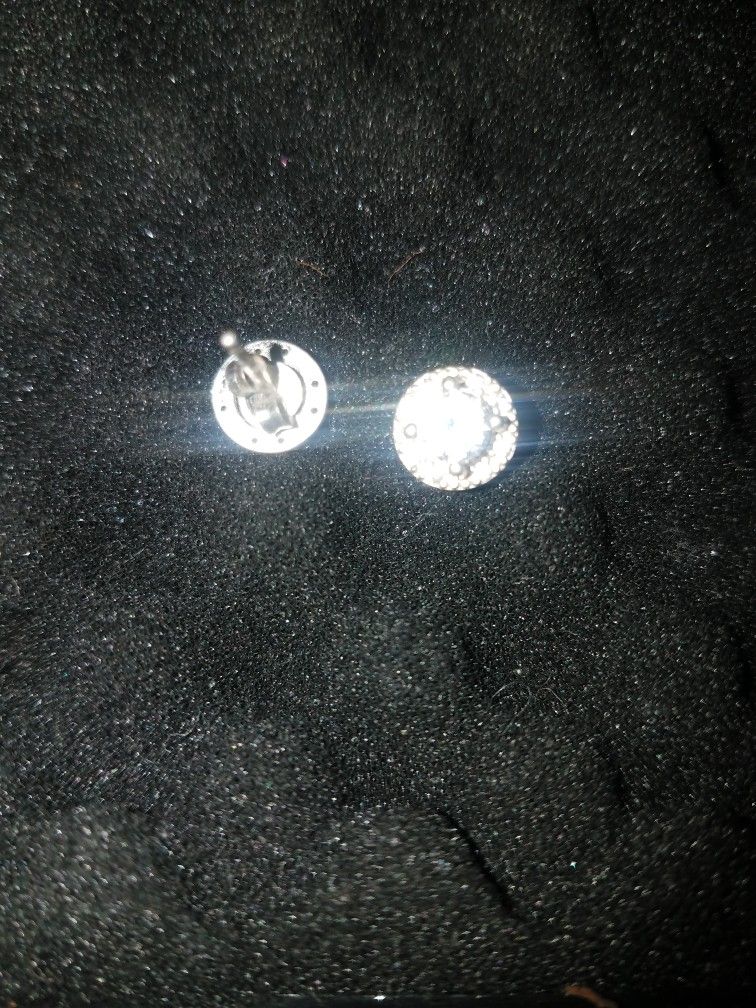 Very Fine Earings