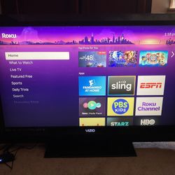 VIZO 32” 720p LCD HDTV