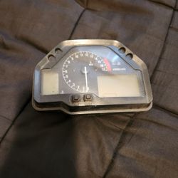 2003 To 2006 CBR600RR CLUSTER GAUGE ODOMETER SPEEDOMETER 