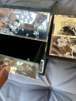 Silver Vanity Mirrors  Drawers