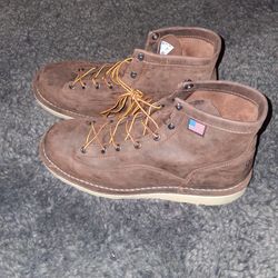 Dinner bull run boots