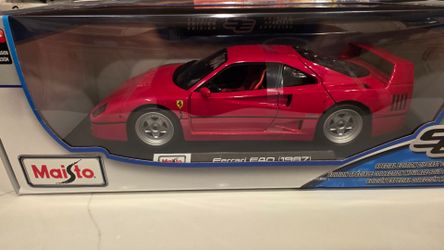 Maisto Special Edition 1:18 1987 Ferrari F40 Red Diecast Car