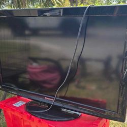 TV 32" In Good Condition 