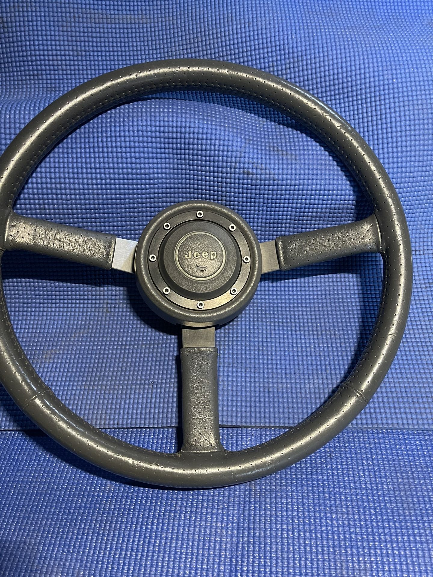 1993 Jeep Cherokee Steering Wheel