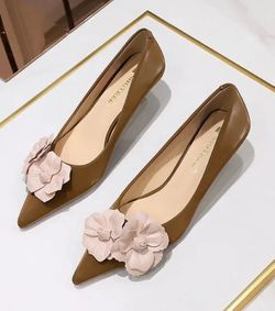 Floral Embellished Pointed Toe High Heels