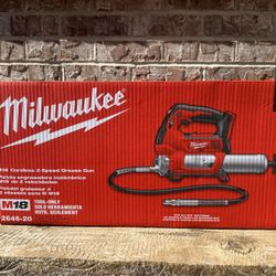 Milwaukee M18 2-Spd Grease Gun Bare Tool