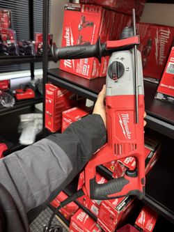 Milwaukee 8 Amp Rotary Hammer