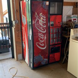 Coca Cola Vending Machine