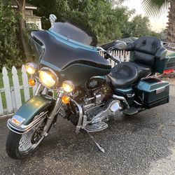 2001 Electraglide Classic 