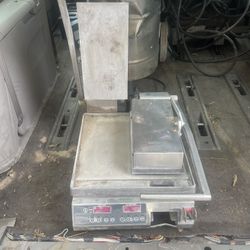 Commercial Panini Maker 