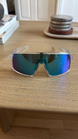 Oakley Sutro
