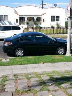 Nissan altima 2010