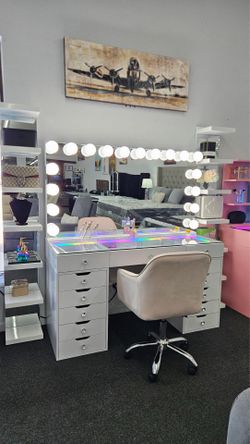 XL Vanity